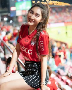 เบสท์  คำสิงห์ เบสท์  คำสิงห์