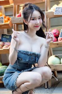 น้องพลอยใส